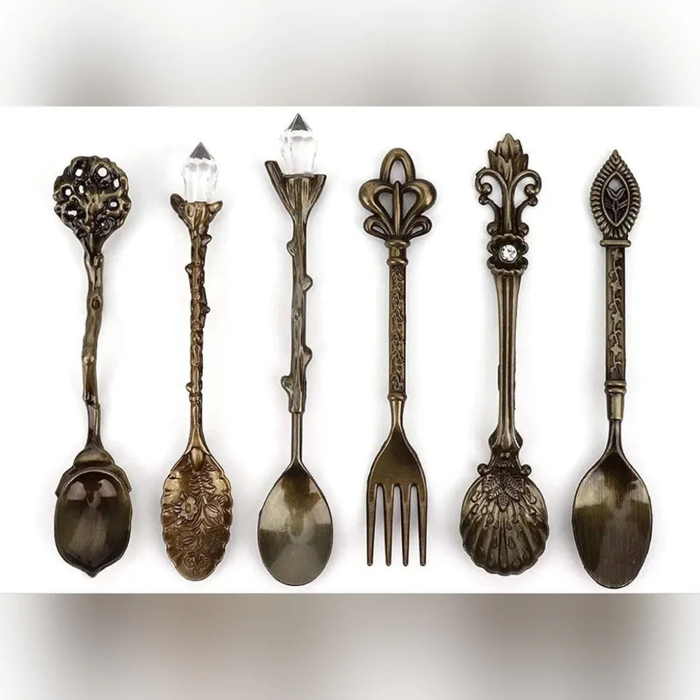 Vintage Style‎ Bronze Cutlery Set